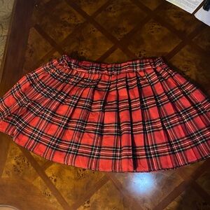 Chic Red Plaid Mini Skirt